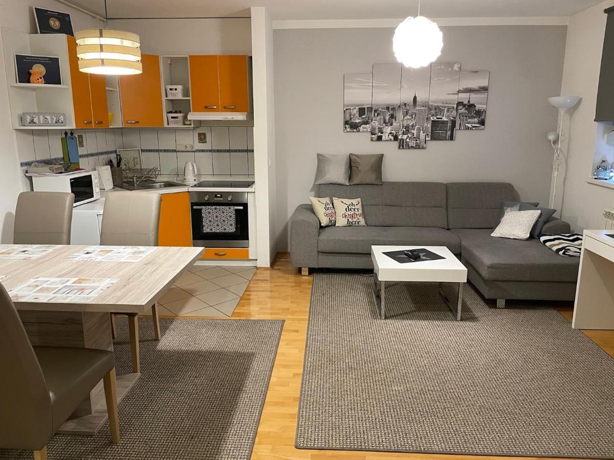 Apartman Luna Near Zagreb Airport Velika Gorica Esterno foto