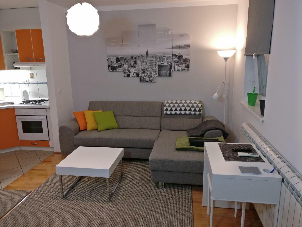 Apartman Luna Near Zagreb Airport Velika Gorica Esterno foto