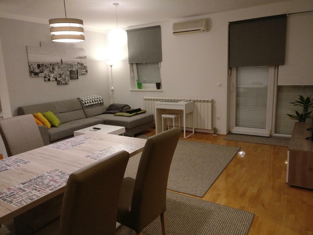 Apartman Luna Near Zagreb Airport Velika Gorica Esterno foto