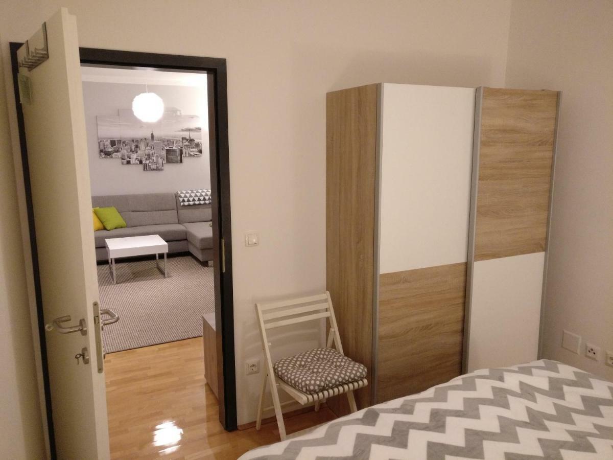 Apartman Luna Near Zagreb Airport Velika Gorica Esterno foto