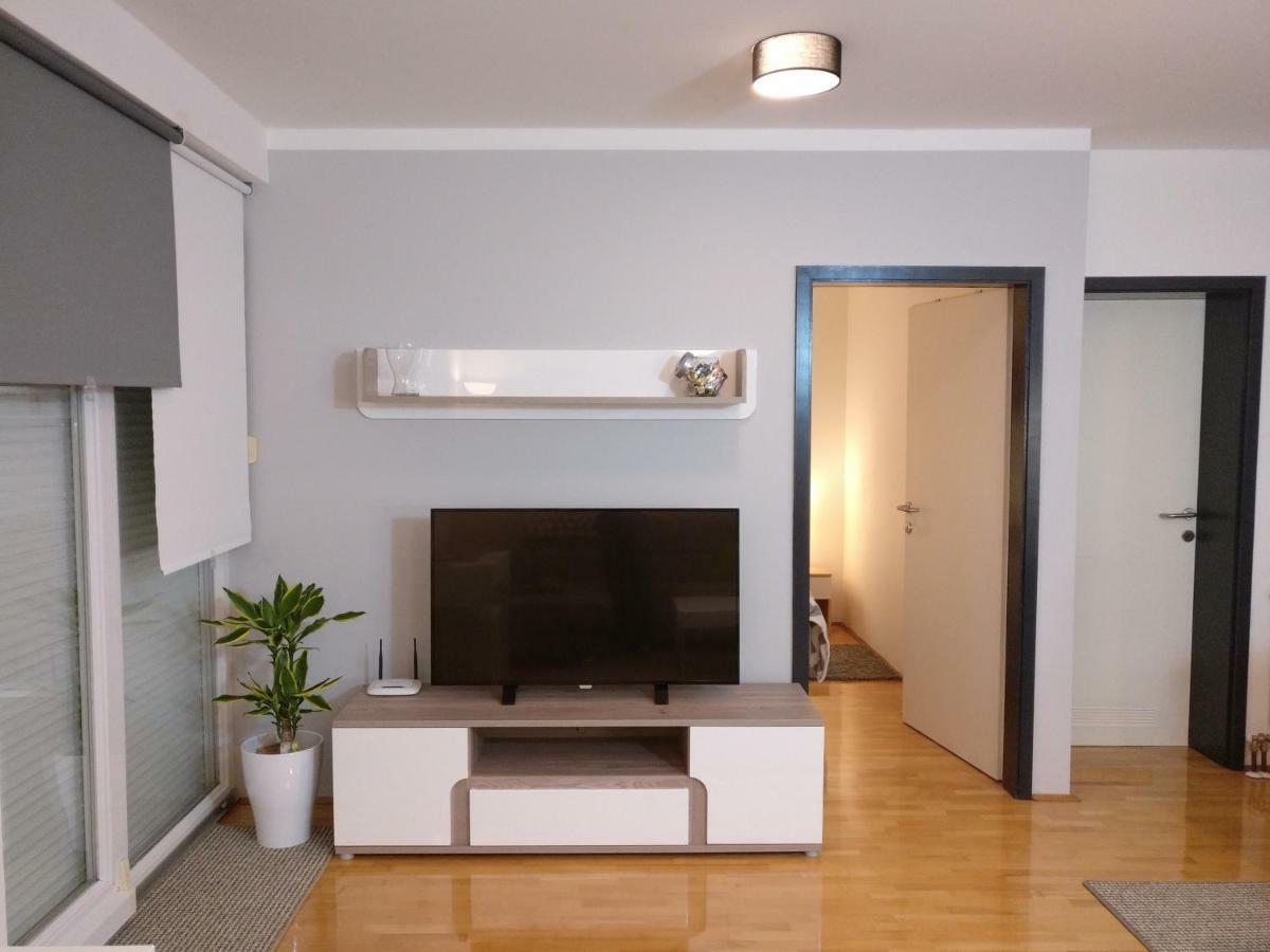 Apartman Luna Near Zagreb Airport Velika Gorica Esterno foto