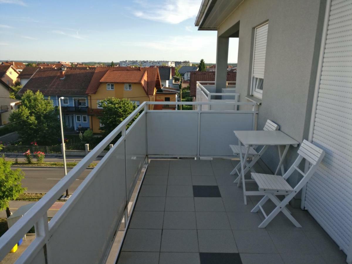 Apartman Luna Near Zagreb Airport Velika Gorica Esterno foto